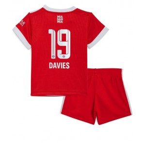 Bayern Munich Alphonso Davies #19 Hjemmedraktsett Barn 2022-23 Kortermet (+ Korte bukser)